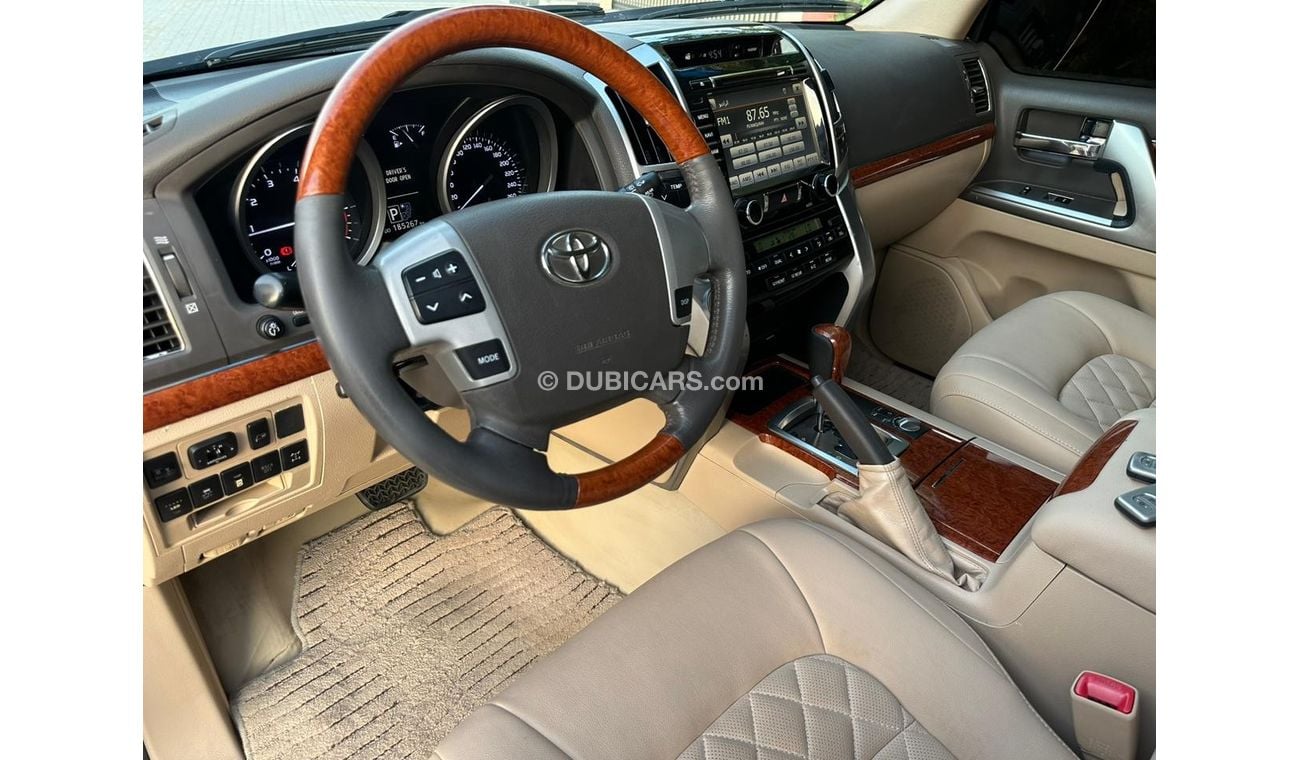 Toyota Land Cruiser VXR