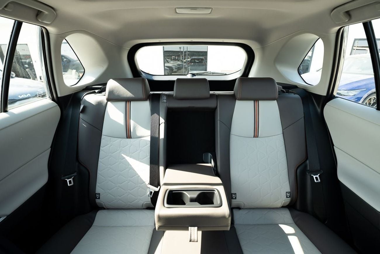 تويوتا راف ٤ 2.5L Adventure