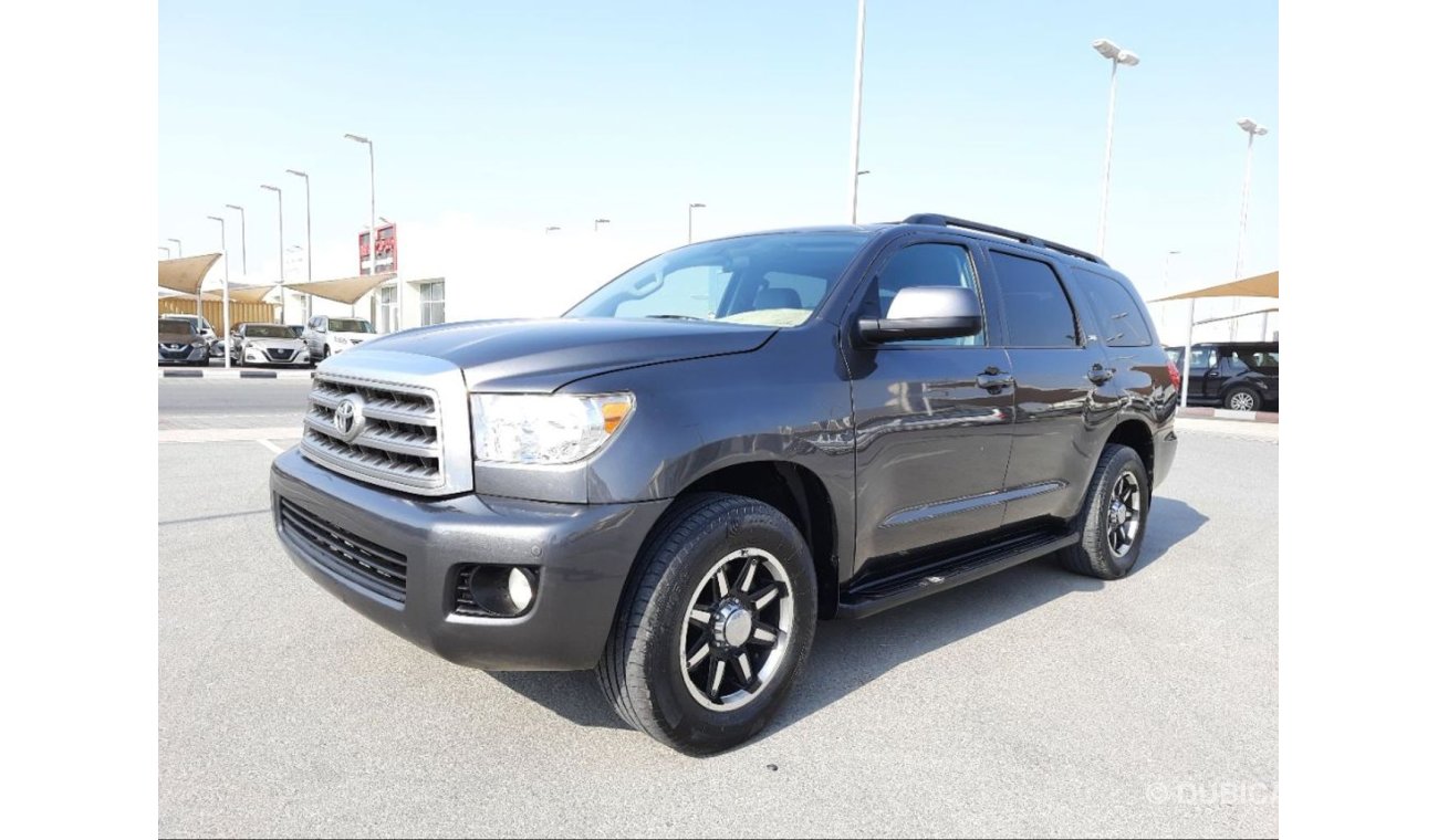 Toyota Sequoia Toyota sequoia 2014 ,,,sunroof very good coundation for sale