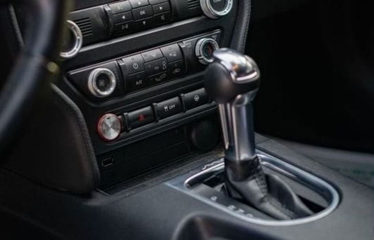 فورد موستانج 2.3L Petrol 4Cylinder  EcoBoost