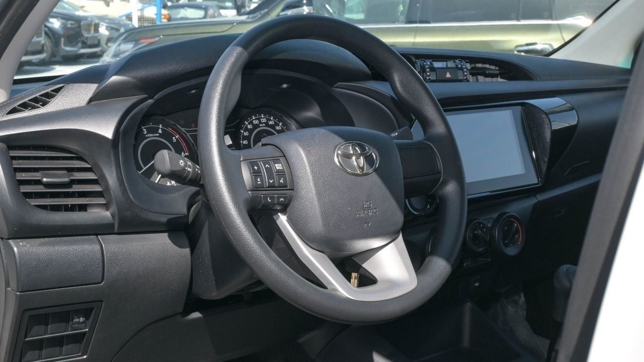 Toyota Hilux TOYOTA HILUX 2.4 4 CYLINDER DIESEL 2024