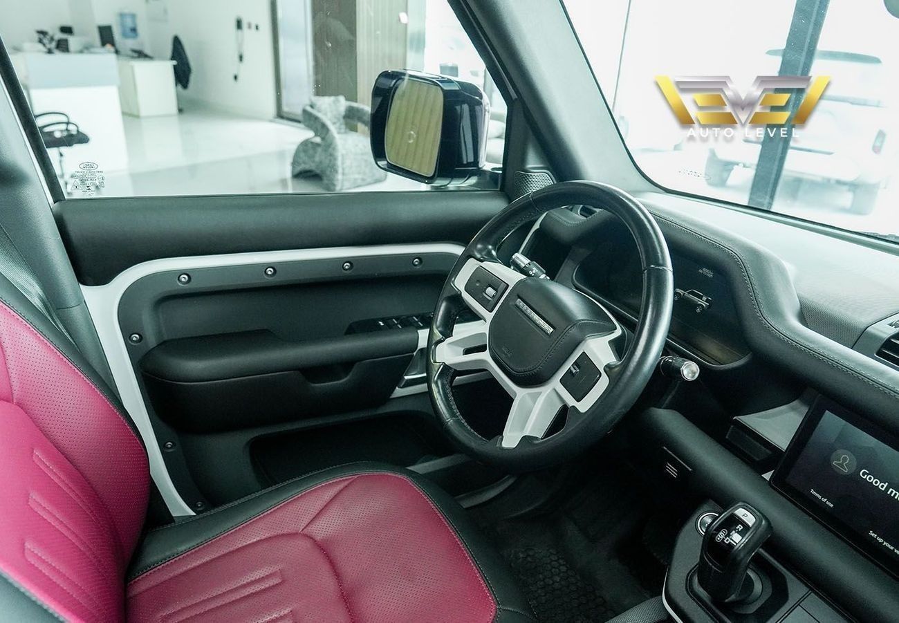 لاند روفر ديفندر 110 HSE P400 3.0L Land Rover Defender 110 2022 - 7 Years warranty + 7 Years Service Contract