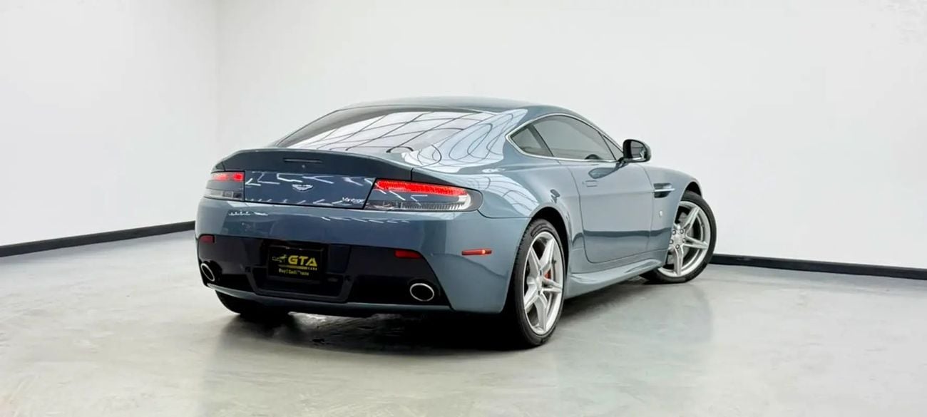 Aston Martin Vantage STANDARD V8, Service History, Fully Loaded, Excellent Condition, GCC