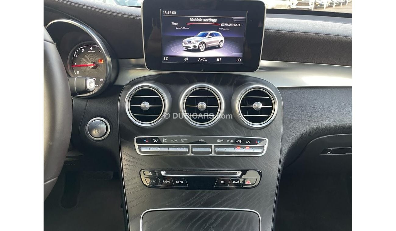 Mercedes-Benz GLC 250 AMG Mercedes GLC 250 _ Gcc_2018_Excellent_Condition _Full option