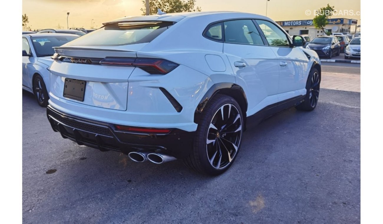 Lamborghini Urus LAMBORGHINI URUS 2023