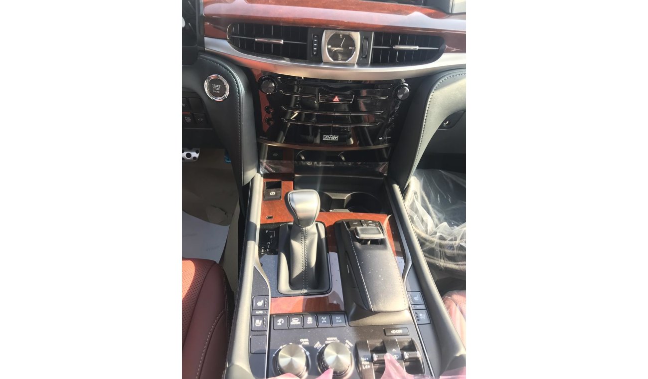 Lexus LX570 FULL OPTION  SIGNATURE