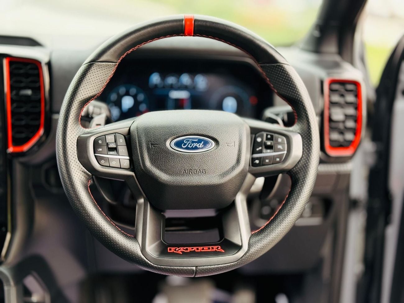 فورد رينجر رابتور Ford raptor 2024 19000km Petro RHD grey colour