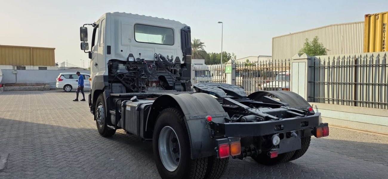 Hino 700 10.6 DIESEL