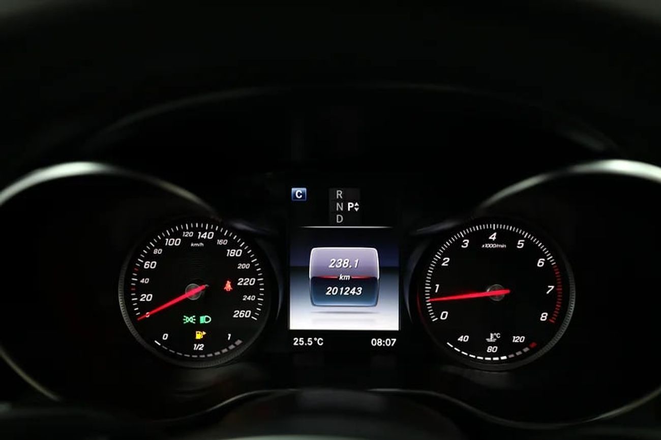 Mercedes-Benz C 300 C300 Coupe | 2200 Monthly | Free Insurance + Registration | 2 Years Warranty Ref#F344600