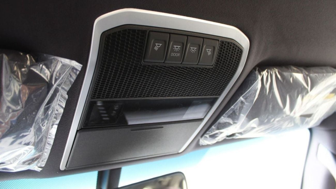 Toyota Land Cruiser LC300 GXR 4.0P AT MY2025 – BLACK