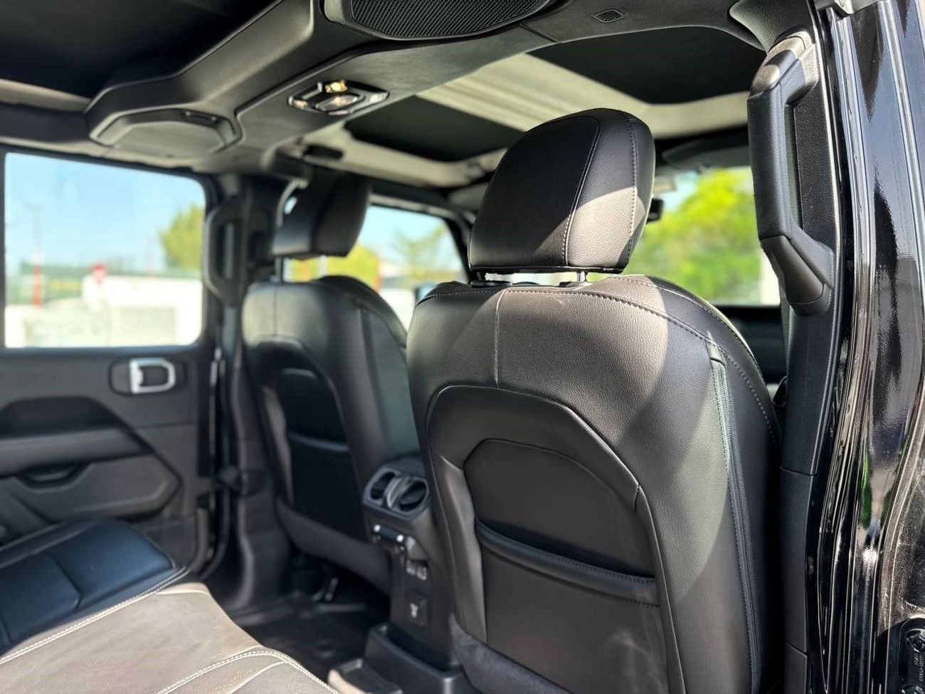 جيب رانجلر Unlimited Sahara 3.6L