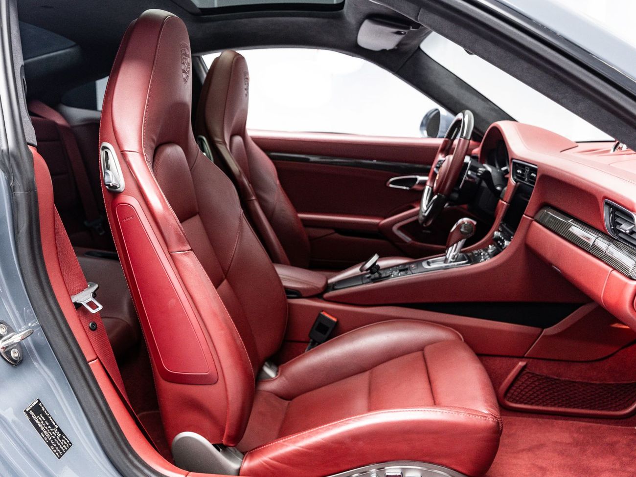 Porsche 911 Turbo S 3.8L (530 HP) Coupe The BEST Ramadan Offer in the UAE - Limited Time Only! 2027 Porsche Warr