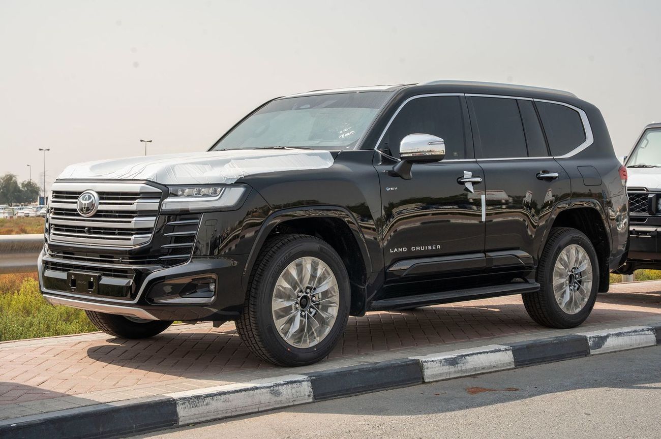 تويوتا لاند كروزر 2026 Toyota LC300 VXR 3.5L Hybrid AT (Black -red)