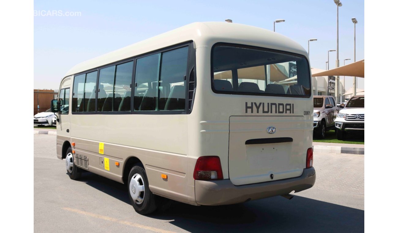 هيونداي كونتي COUNTY BUS 26 SEATER CAPACITY WITH GCC SPECS EXCELLENT CONDITION