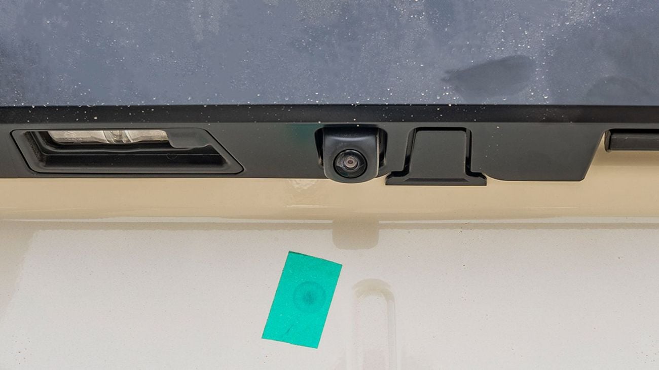 Toyota Hiace Toyota Hiace High roof 3.5L Petrol MT 13 Seaters