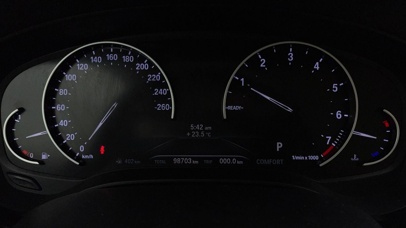 بي أم دبليو 520i EXCLUSIVE 2 | بدون دفعة مقدمة | اختبار القيادة في المنزل