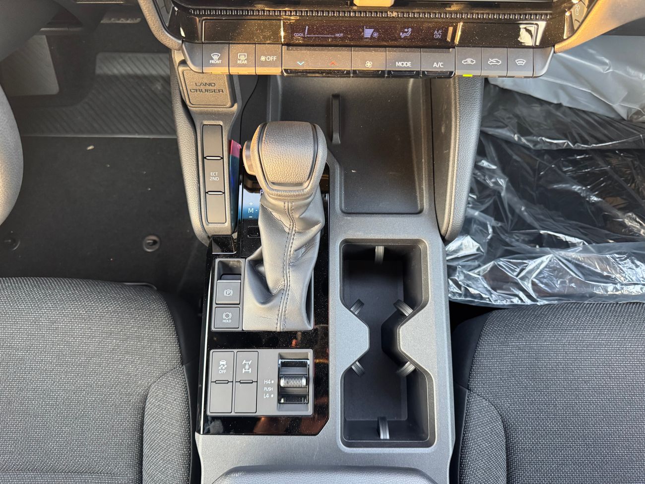 Toyota Prado TX 2.8L DIESEL 5-STR EUROPEAN SPECS BRAND NEW 0KM 2024