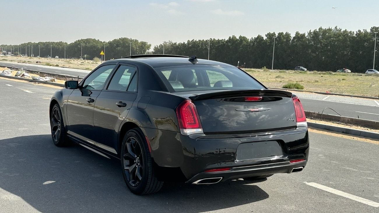 Chrysler 300s 5.7L Hemi V8