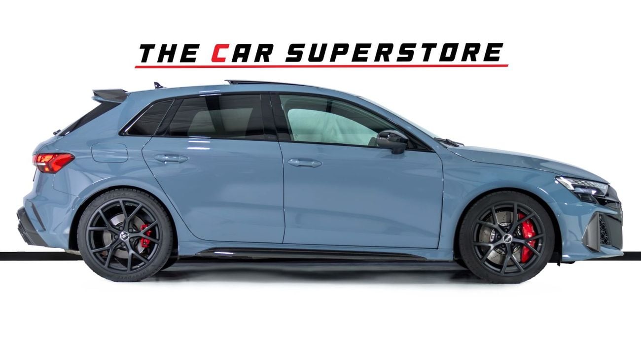 Audi RS3 TFSI quattro 2.5L Sportback Al Nabooda warranty Service Contract-Carbon RS Bucket Seats-Special Colo