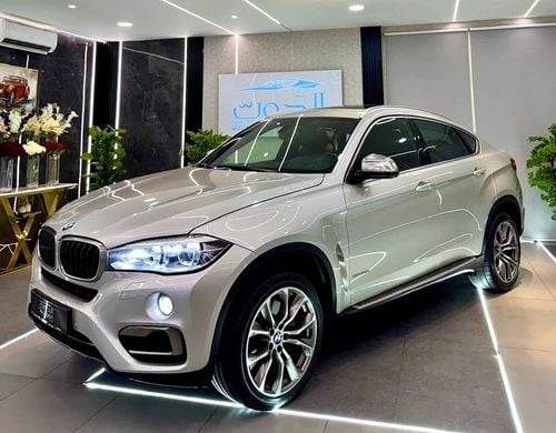 بي أم دبليو X6 50i EXCLUSIVE AMAZING V8 || TOP RANGE || GCC || LOVELY COLOR II ACCIDENTS FREE I| CONDITION