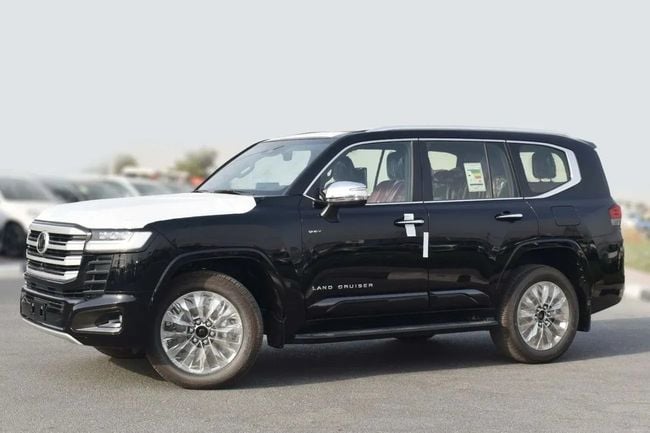 Used 2025 New Toyota Land Cruiser for sale in UAE | Verified Second Hand New Toyota Land Cruiser Price