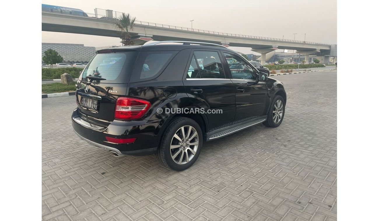 Mercedes-Benz ML 350 || Sunroof || Topend || GCC || Pristine Condition