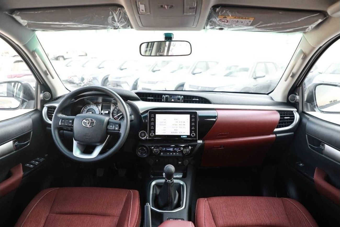 تويوتا هيلوكس 2025 TOYOTA HILUX 2.7 SR5 - SUPER WHITE inside RED | Export Only