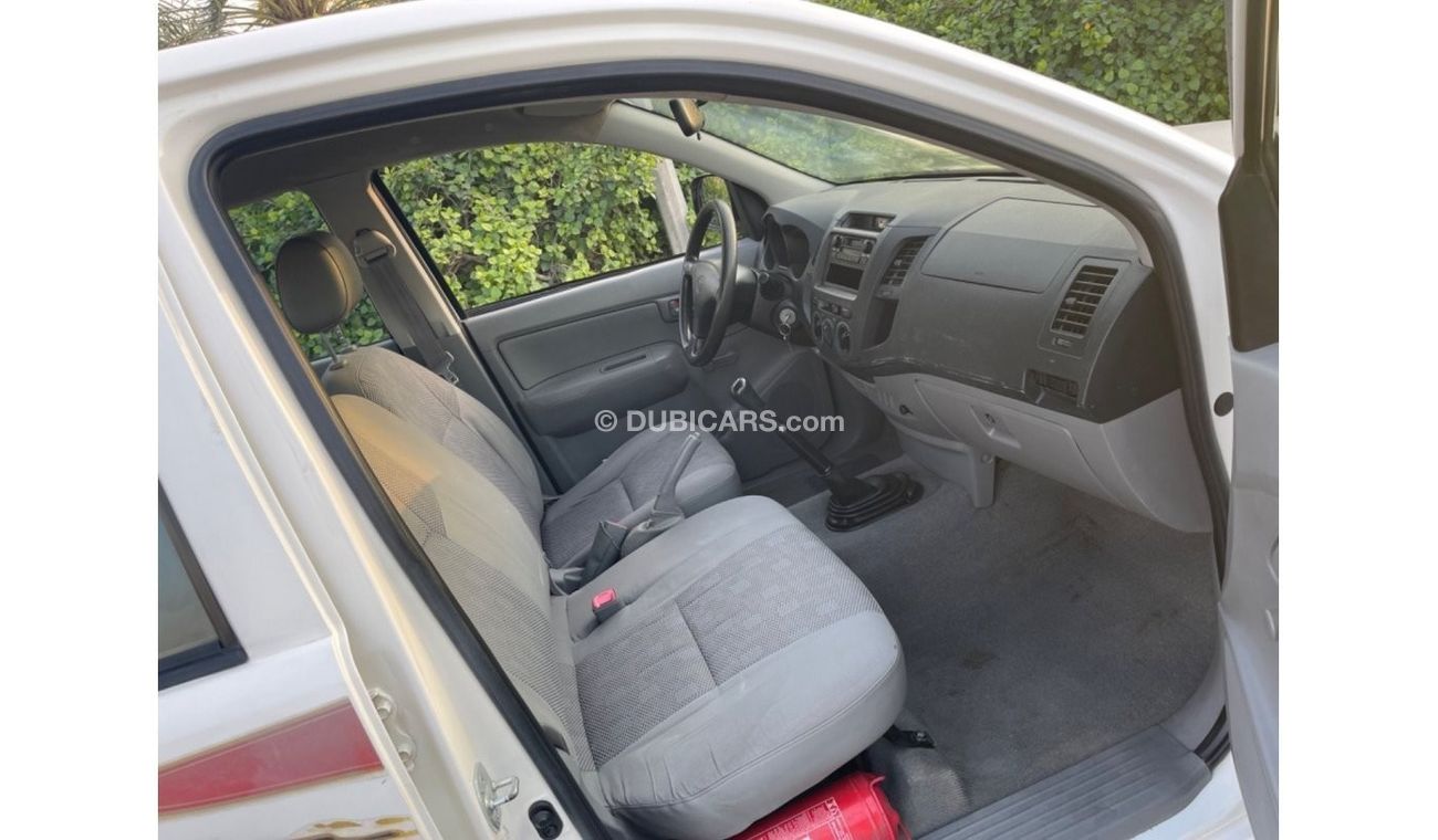 Toyota Hilux Toyota Hilux model 2008 GCC Excellent Conditio