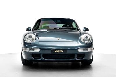 Porsche 911 Turbo (993) - Classic Performance Icon