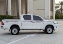 Toyota Hilux GL Toyota Hilux 2022MODEL 2.7 petrol 4 cylinder 4x4 Double cab Colour white interior Red Transmissio