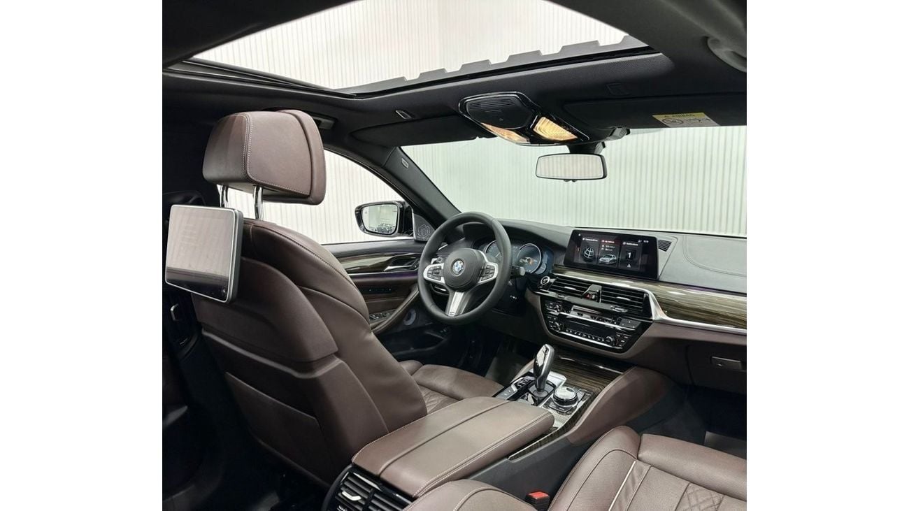 بي أم دبليو 540i M سبورت 2018 BMW 540i M-Sport, Warranty, Full BMW Service History, Full Options, GCC