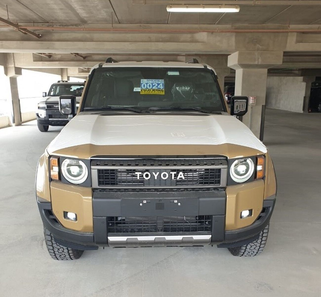 Toyota Prado 2.4L FIRST EDITION (PETROL) SUV 4WD 5DOOR