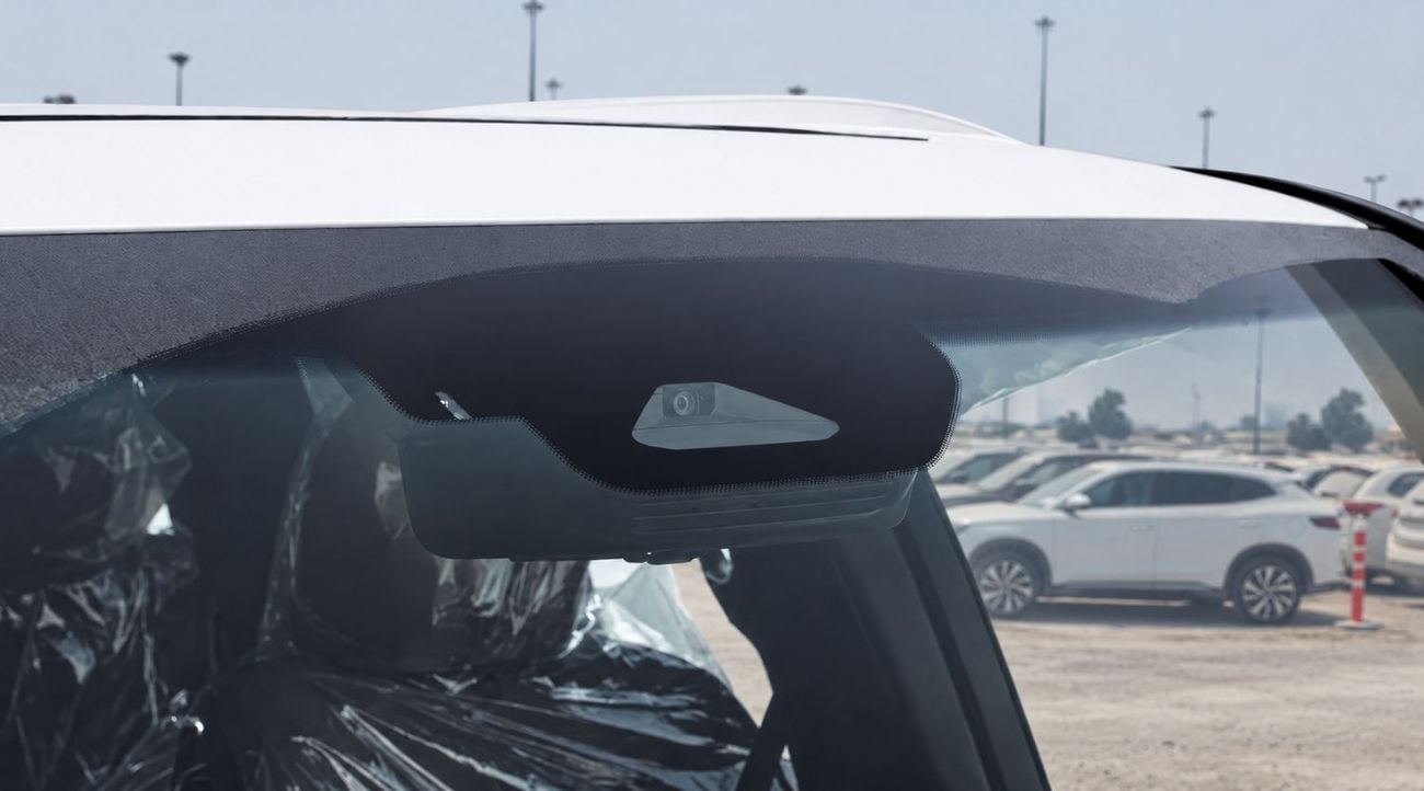 لكزس LX 600 URBAN ECTAV0002 - لكزس LX600 أوربان 2026 - محرك بنزين 3.5 لتر، ناقل حركة أوتوماتيكي - لون أبيض مع مقصورة د