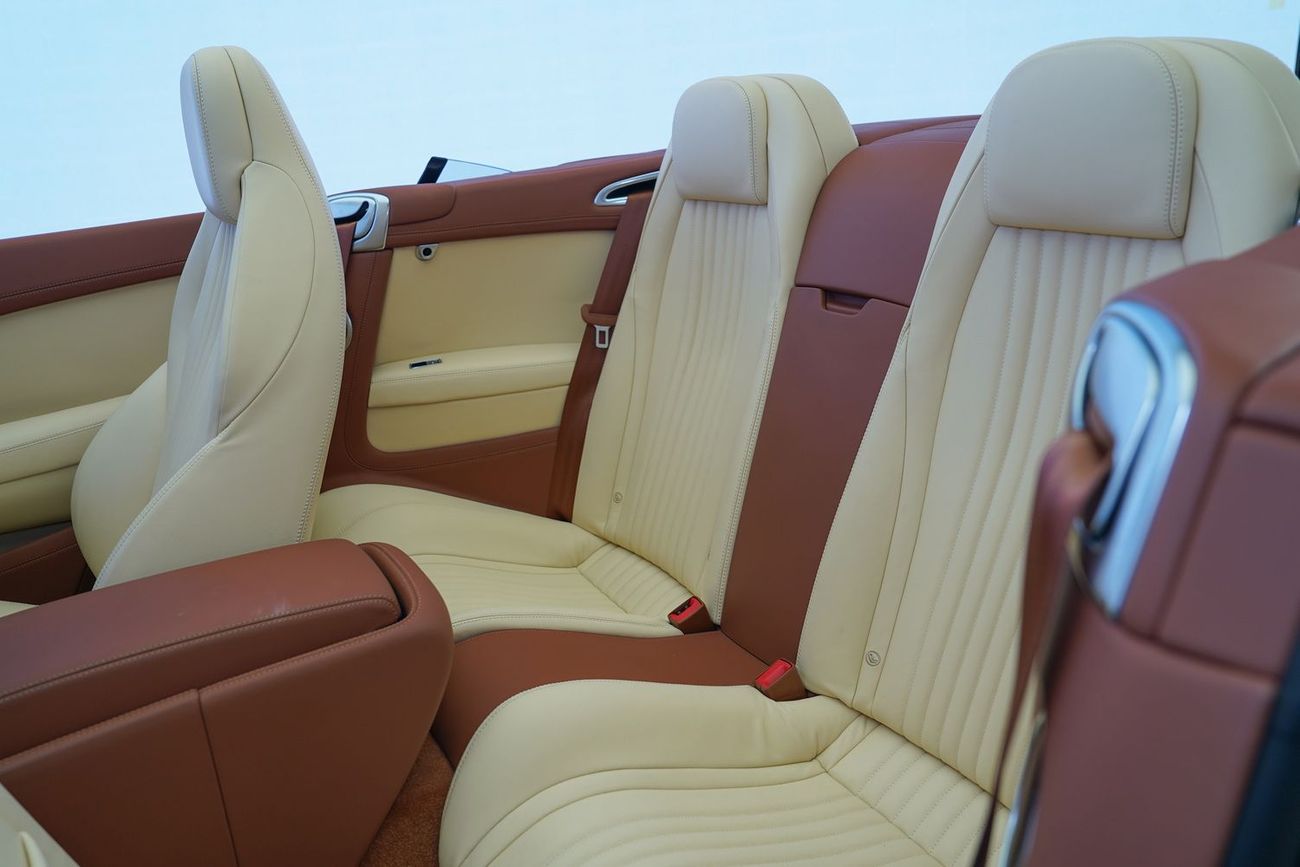 Bentley Continental GTC V8 s