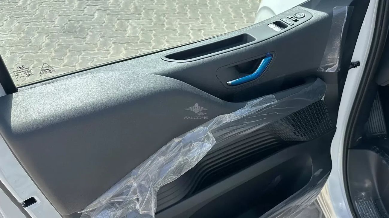 هيونداي ستاريا Hyundai Staria 3.5L 11 STR Premier AT 2026 • Petrol • Automatic