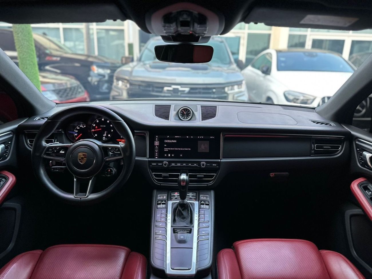 Porsche Macan Std 2.0L (260 HP)