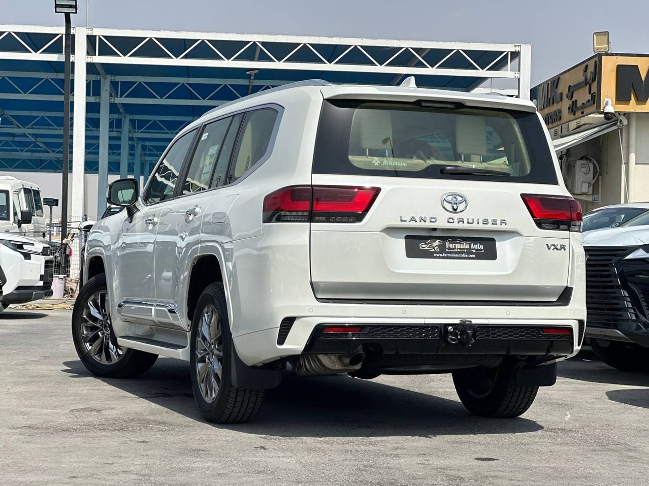تويوتا لاند كروزر VXR 4.0 لتر PTR أوتوماتيك // 2026 // كاملة المواصفات مع رادار، كاميرا 360 درجة، ذاكرة، مقاعد مدفأة و