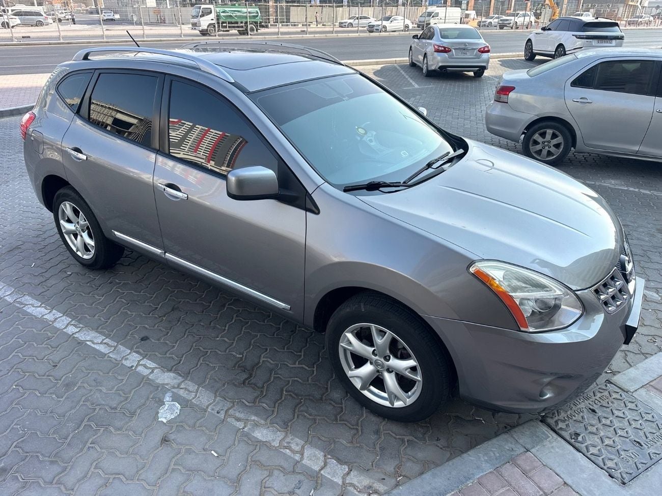 Nissan Rogue S (NON GCC)