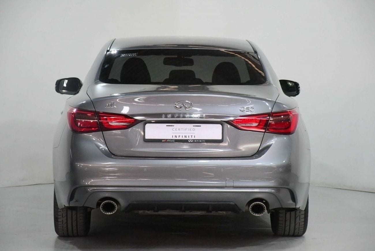 Infiniti Q50 Luxe