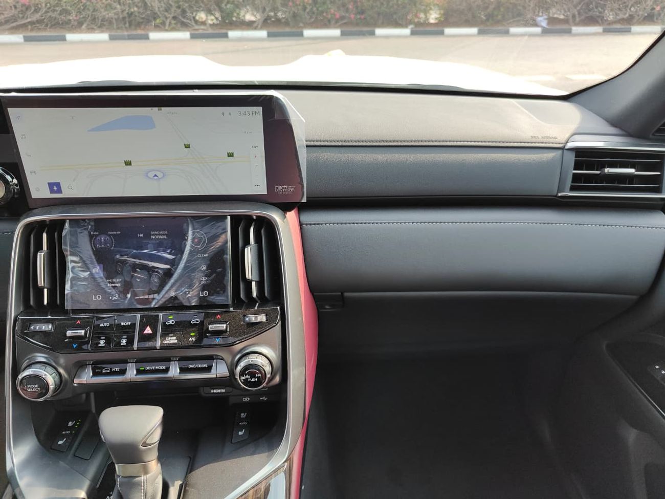 Lexus LX 500 Lexus LX 500 Urban V6 7-Seater- Top Option