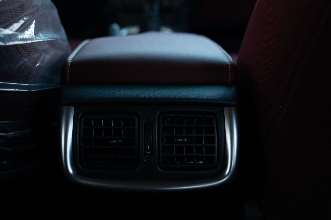 Toyota Hilux 2026 Toyota Hilux D/C  M/T  (2.7L   4WD)