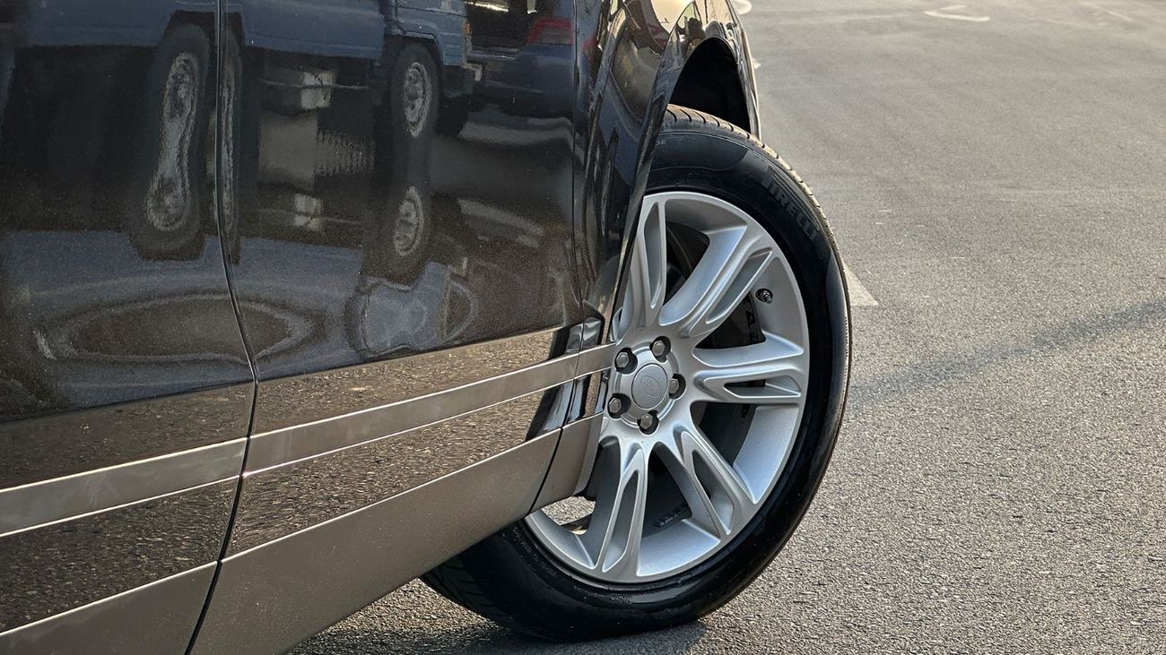 Land Rover Range Rover Velar P250 Partial Service History 2.0L Turbo GCC