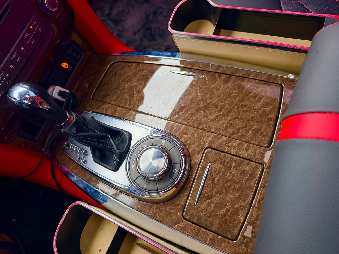 Infiniti QX80 Black Edition Captain Chairs 7 5.6L