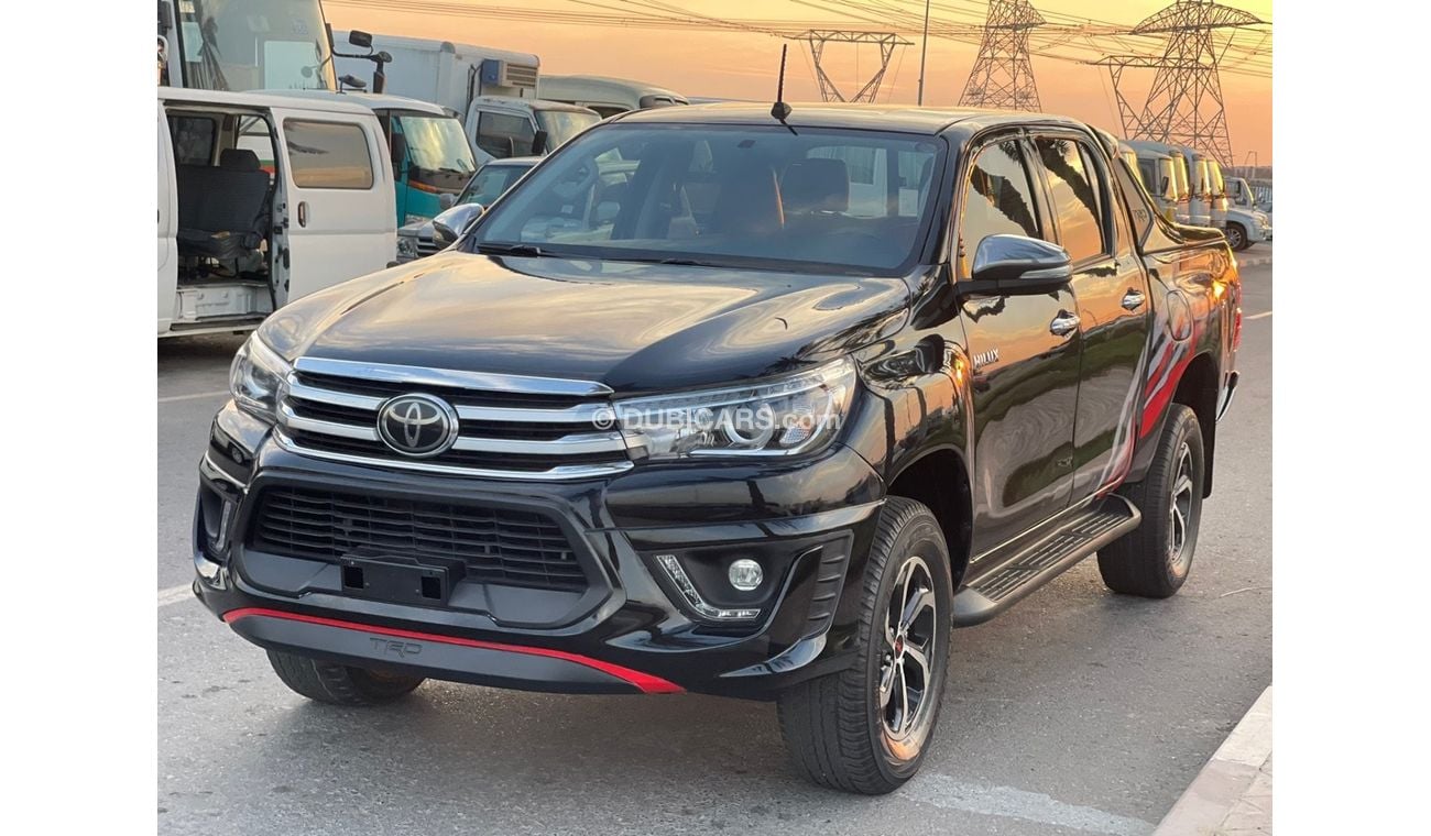 Toyota Hilux TRD 2018 Adventure GCC V6 4.0L Petrol Push Start [LHD] AT 4x4 Leather Seats Premium Condition
