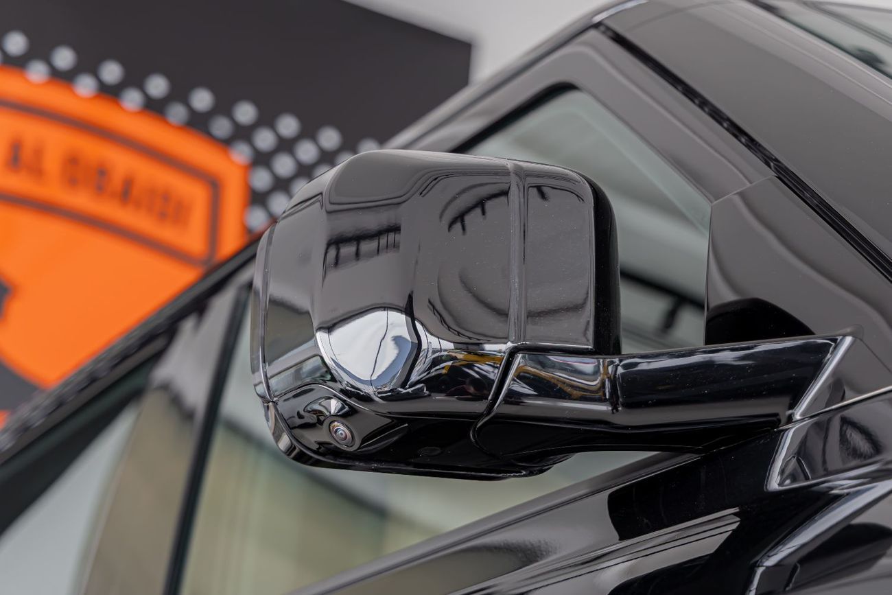 لاند روفر ديفندر Land Rover Defender X-Dynamic HSE P400 | GCC | 2026 (Export)