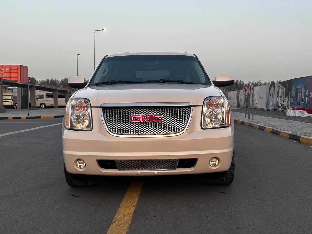 GMC Yukon yucon denali 2013 model gcc