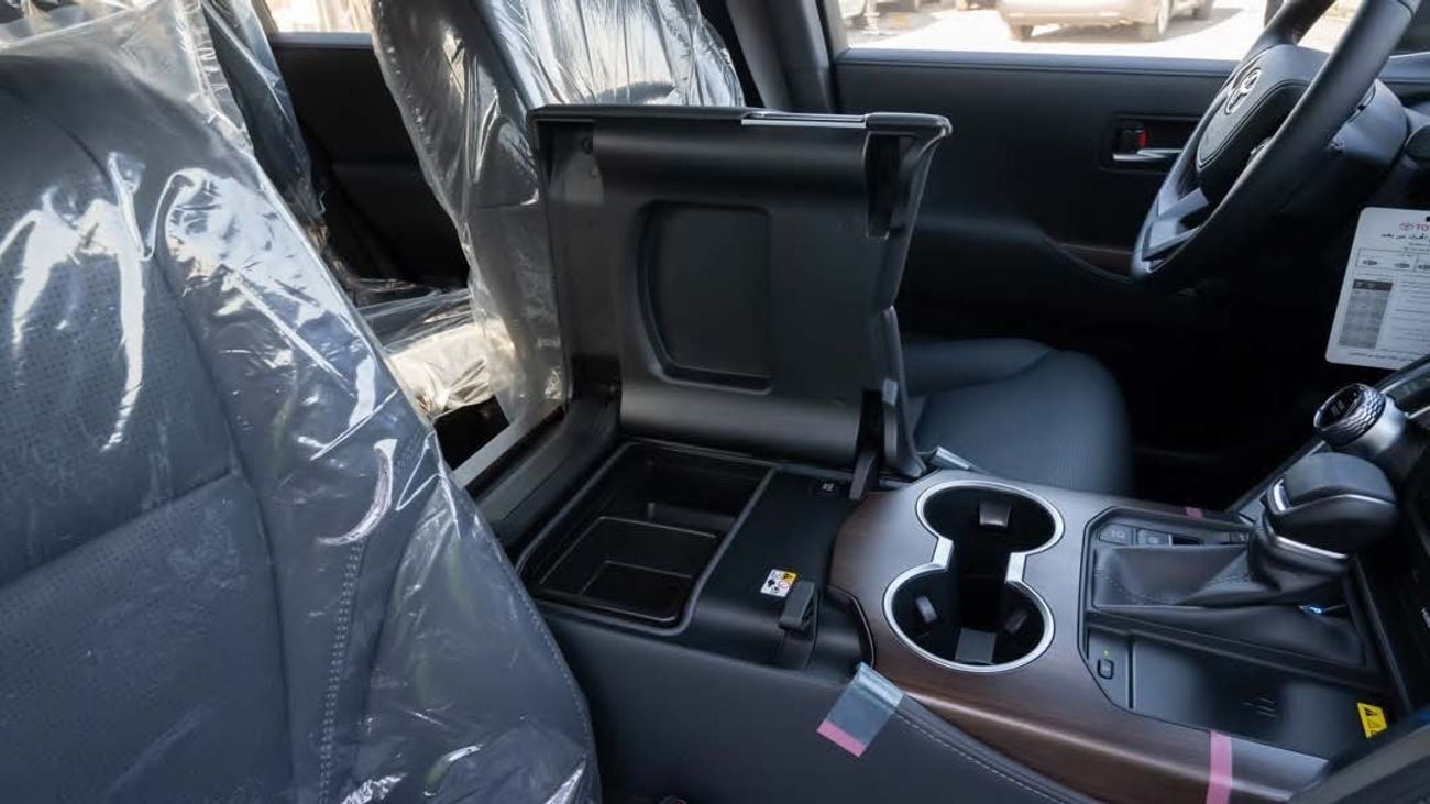 Toyota Land Cruiser VX 3.5L Land Cruiser 3.5 VX 2025