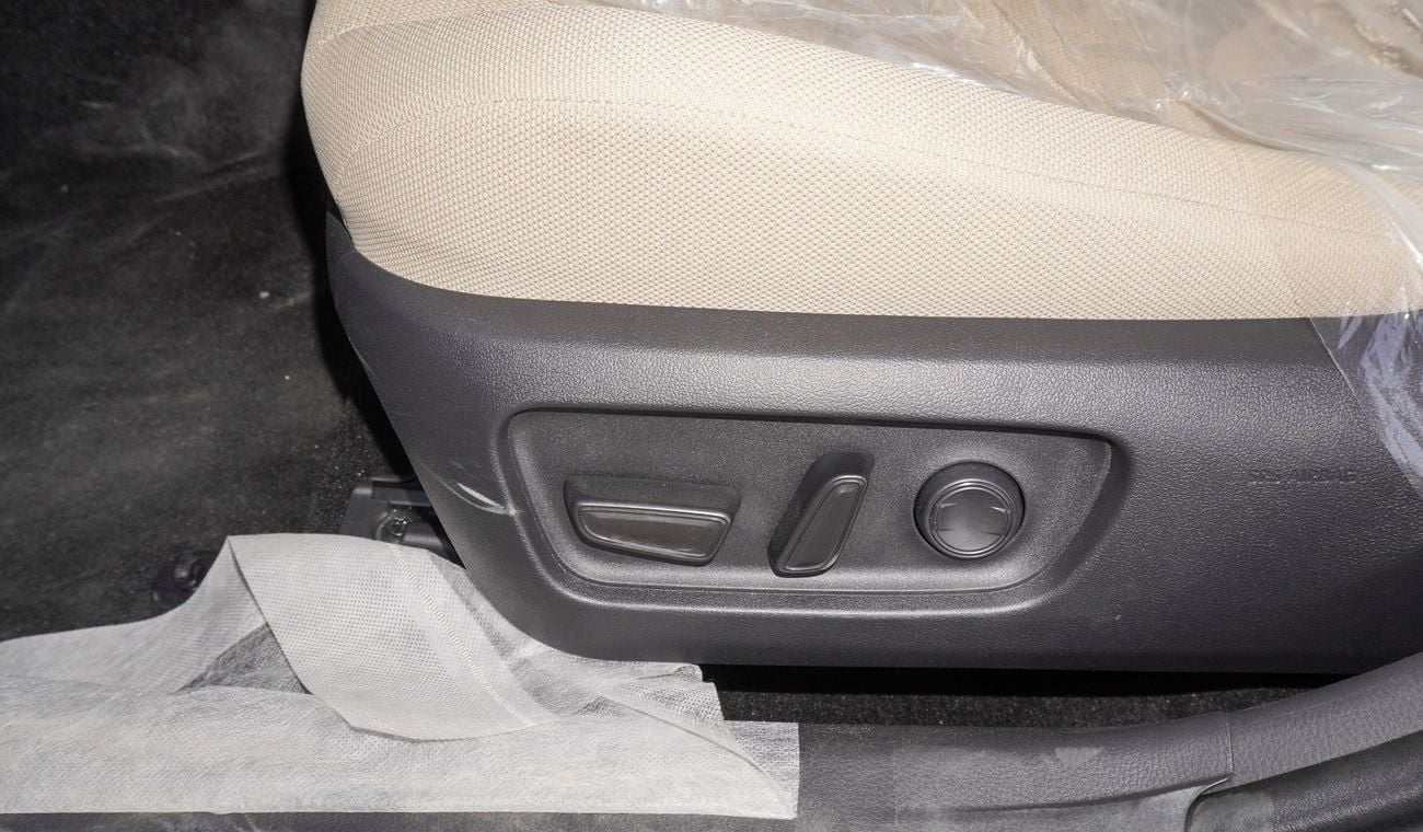 تويوتا كامري LE  HEV 2.5L Hybrid