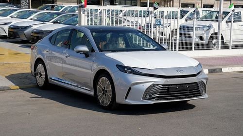 تويوتا كامري Hybrid