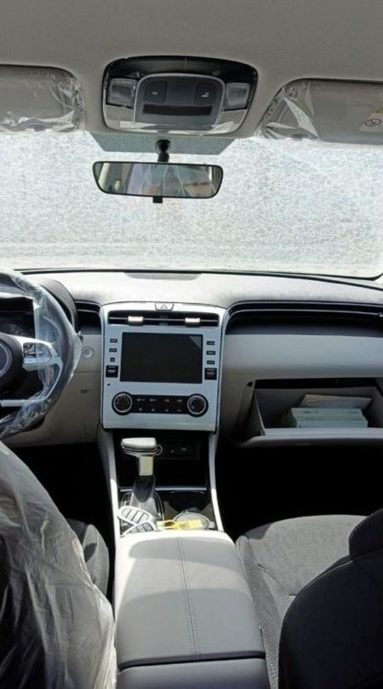 هيونداي توسون 2.0 L , rims 18